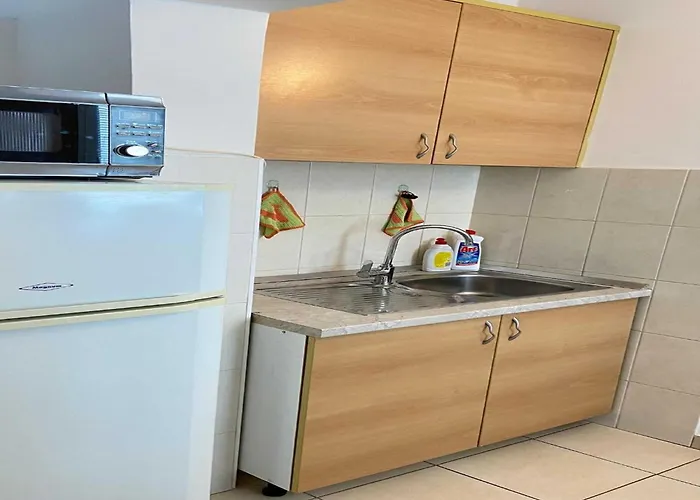 Tiho & Jelena- One Bedroom With Balcony And Sea View Maestral Apartment *