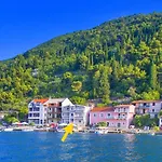 Apartment Tiho & Jelena- One Bedroom With Balcony And Sea View Maestral