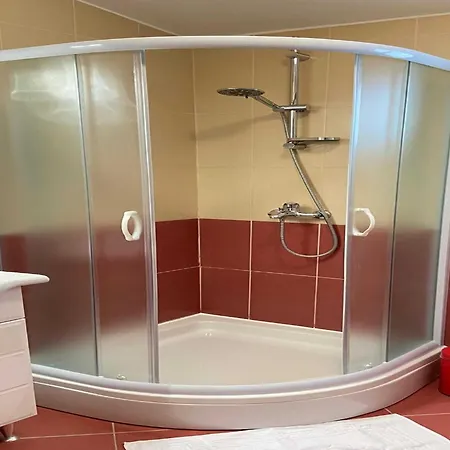 アパート Tiho & Jelena- One Bedroom With Balcony And Sea View Maestral *