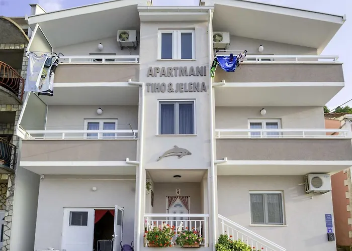 Tiho & Jelena- One Bedroom With Balcony And Sea View Maestral 布拉采