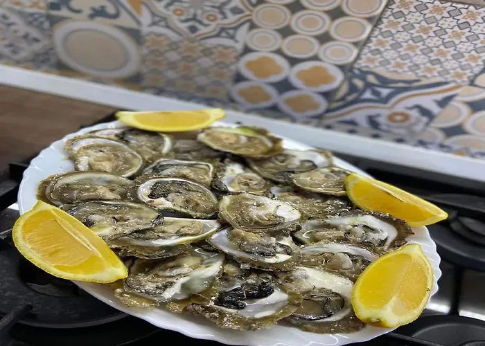 Tiho & Jelena- One Bedroom With Balcony And Sea View Maestral